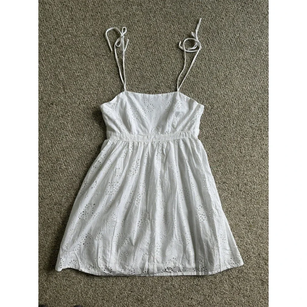 White Cotton Summer Sundress Spaghetti Strap Eyelet Women’s Medium